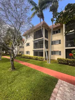 Picture of 259 S Cypress Rd 509, Pompano Beach, FL 33060
