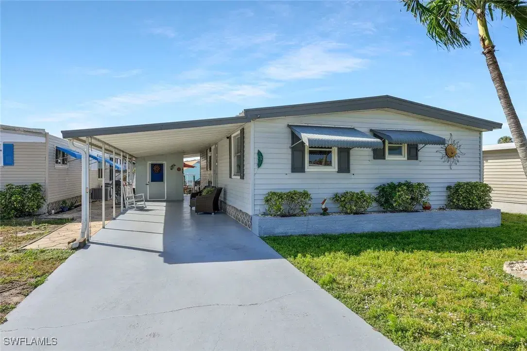 Picture of 11351 Bougainvillea Ln, Fort Myers Beach, FL 33931