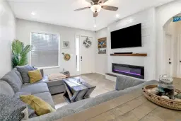 Picture of 14909 Summit Place Cir 31, Naples, FL 34119