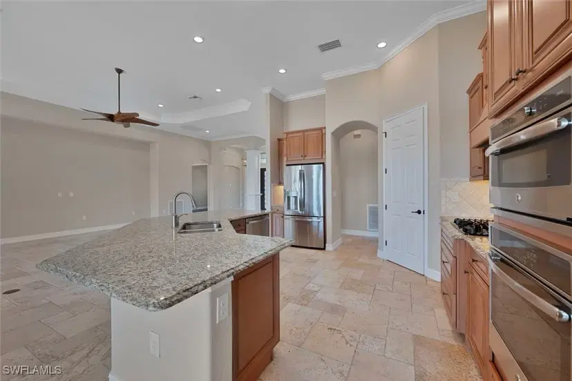 Picture of 9463 Campanile Cir, Naples FL 34114