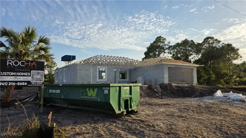 Picture of 1118 Fontana St E, Lehigh Acres FL 33974