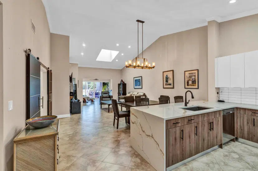 Picture of 5674 Royal Lake Circle, Boynton Beach FL 33437