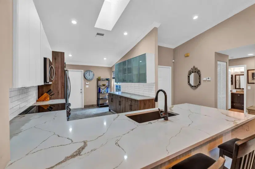 Picture of 5674 Royal Lake Circle, Boynton Beach FL 33437