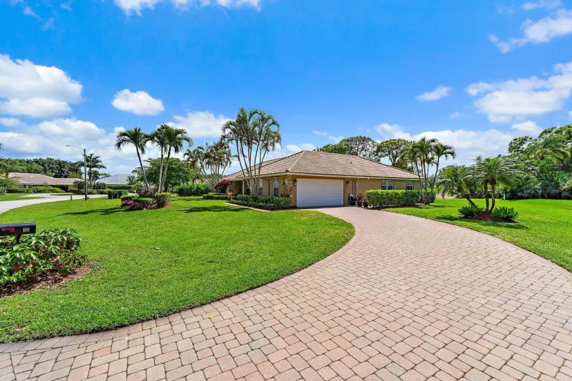 Picture of 90 SE Turtle Creek Drive, Jupiter FL 33469