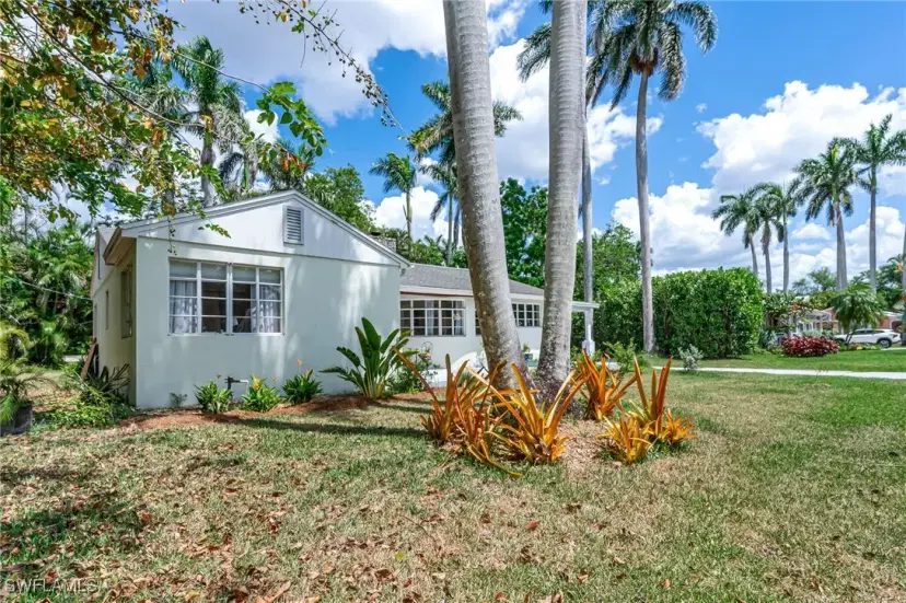 Picture of 1429 Sandra Dr, Fort Myers FL 33901