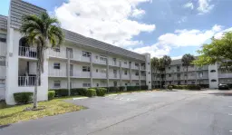 Picture of 8325 Sunrise Lakes Blvd 306, Sunrise, FL 33322