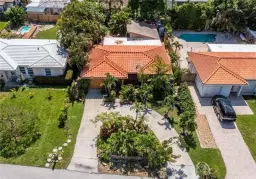 Picture of 300 S Riverside Dr, Pompano Beach, FL 33062
