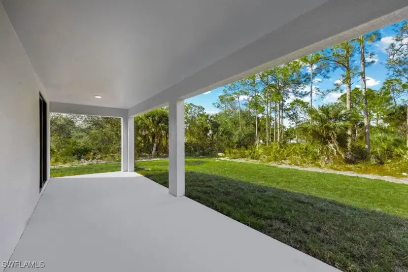 Picture of 2105 E 11Th St, Lehigh Acres FL 33936