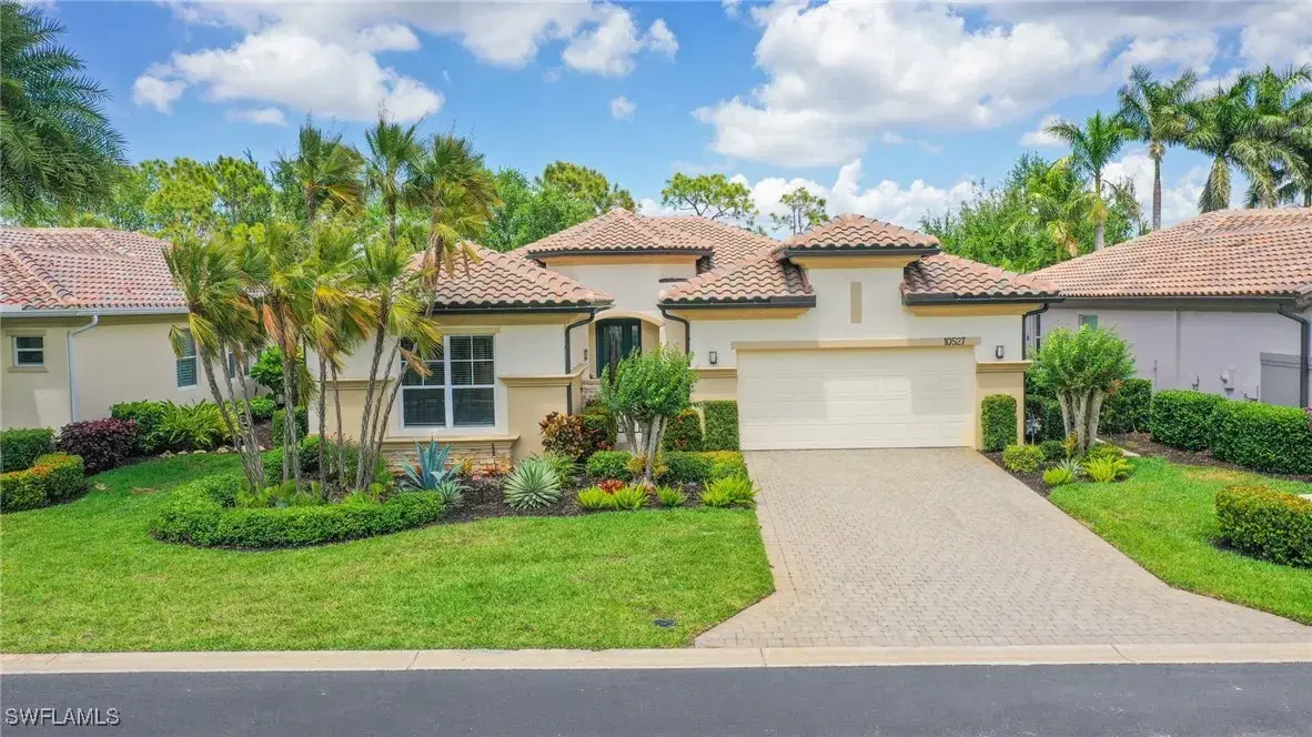 Picture of 10527 Bellagio Dr, Fort Myers, FL 33913