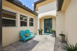 Picture of 10527 Bellagio Dr, Fort Myers, FL 33913