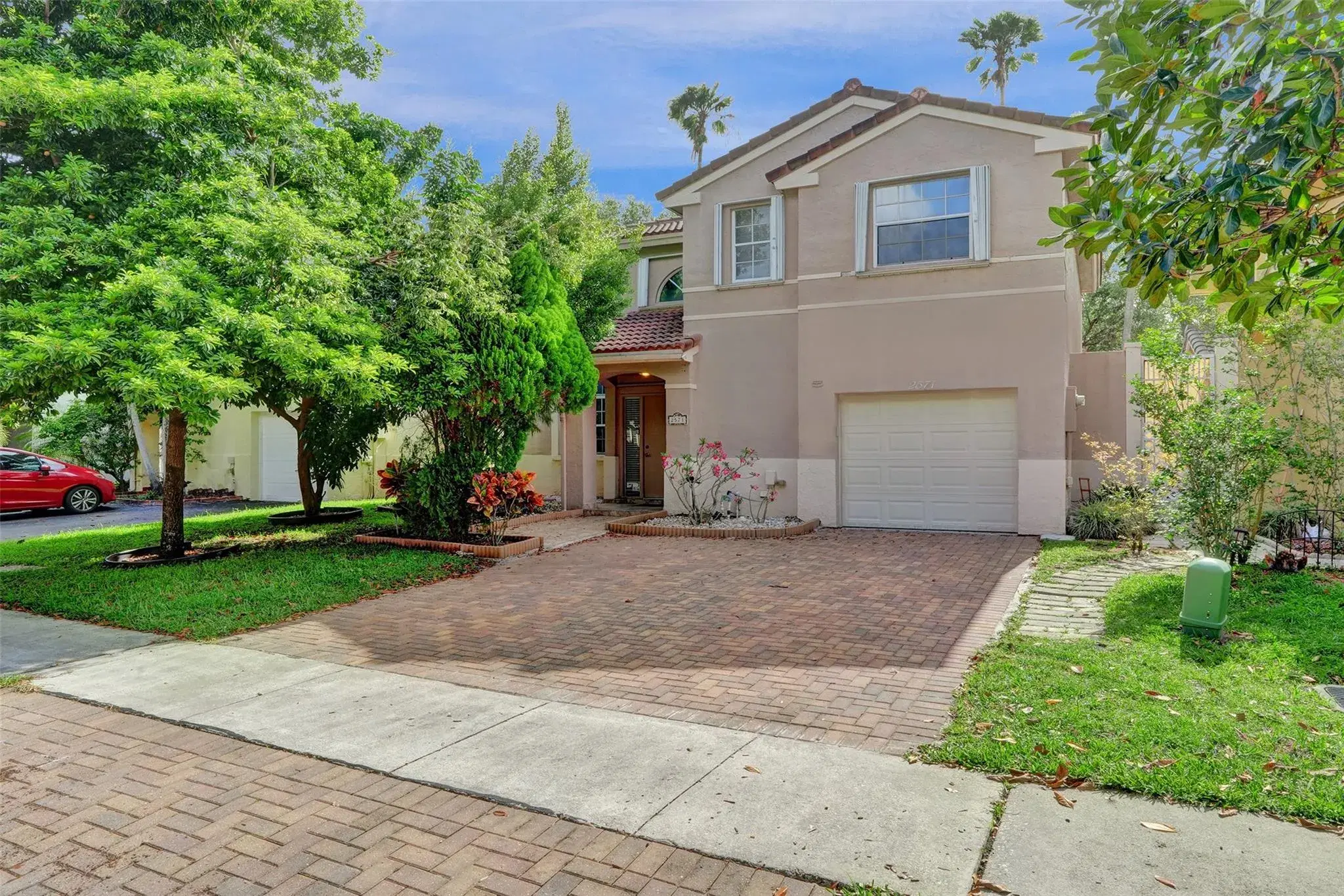 Picture of 2571 E Saratoga Dr, Cooper City, FL 33026