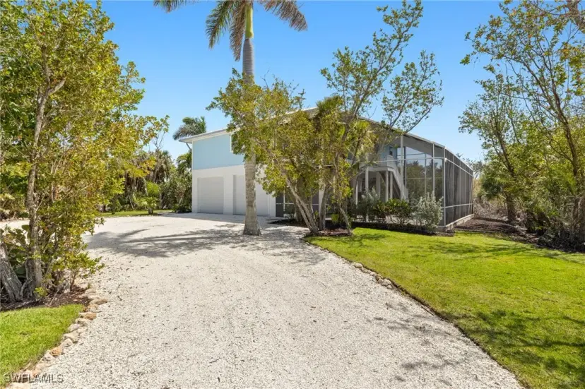 Picture of 1234 Middle Gulf Dr, Sanibel FL 33957