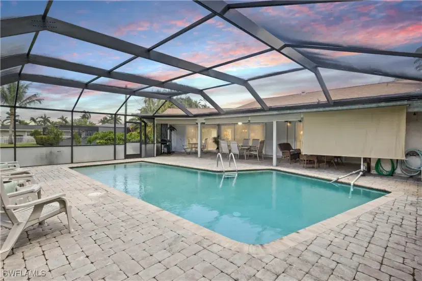 Picture of 572 Bayside Dr, Fort Myers FL 33919