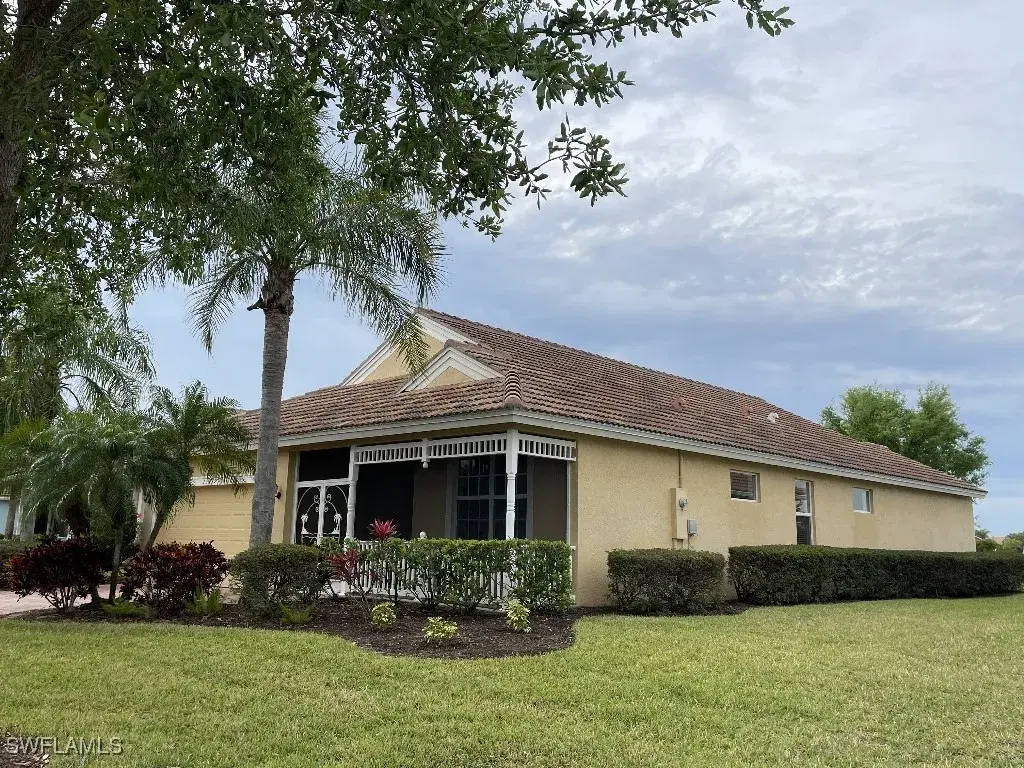 Picture of 15119 Yellow Wood Dr, Alva, FL 33920