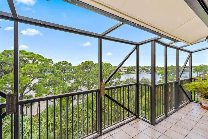 Picture of 1001 Seafarer Circle 502, Jupiter FL 33477