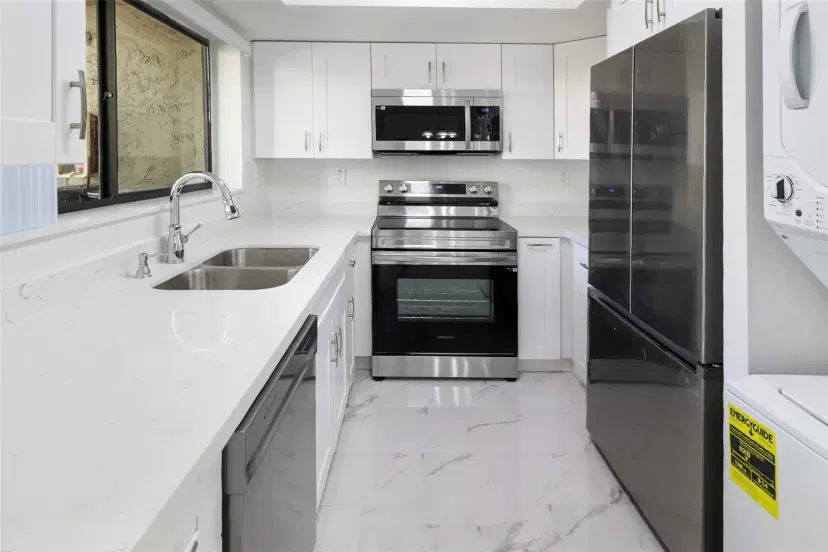 Picture of 2590 Coral Springs Dr 90, Coral Springs FL 33065
