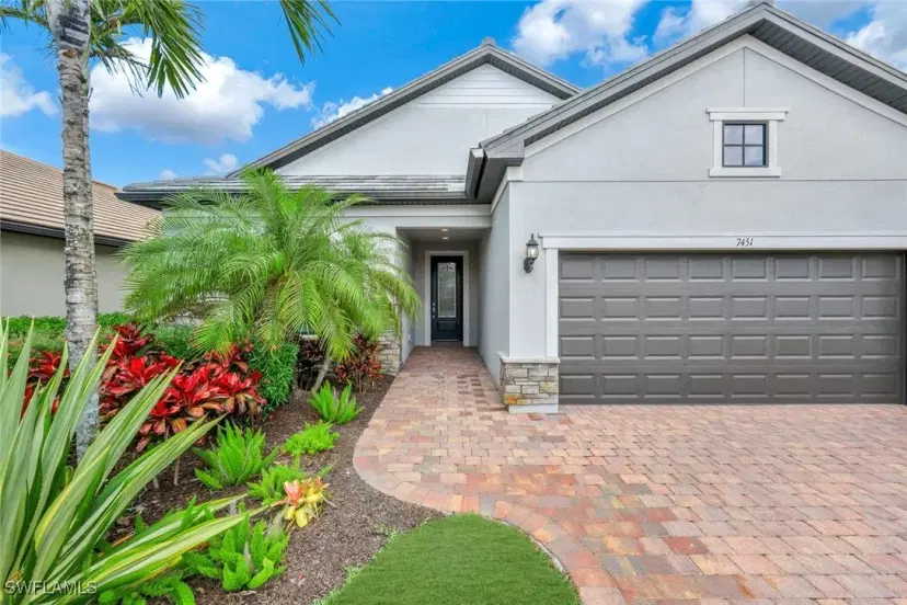 Picture of 7451 Blackberry Dr, Naples FL 34114