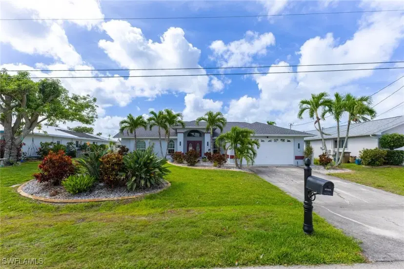 Picture of 1814 SE 9Th Ter, Cape Coral FL 33990