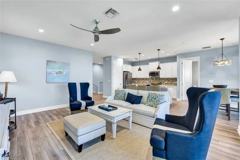 Picture of 2543 Seychelles Dr 608, Naples FL 34112