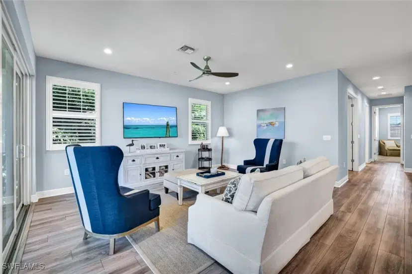 Picture of 2543 Seychelles Dr 608, Naples FL 34112