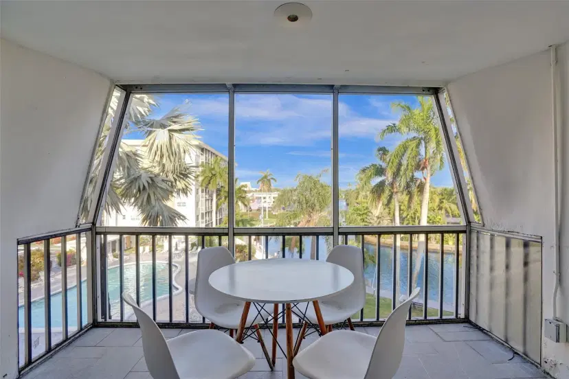 Picture of 3000 NE 16Th Ave D406, Oakland Park FL 33334