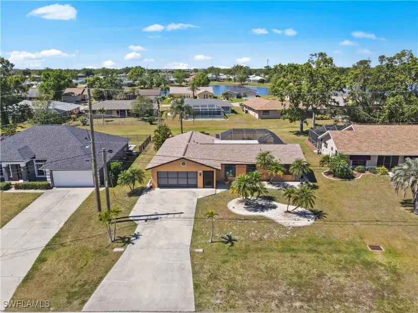 Picture of 2333 Rio De Janeiro Ave, Punta Gorda FL 33983
