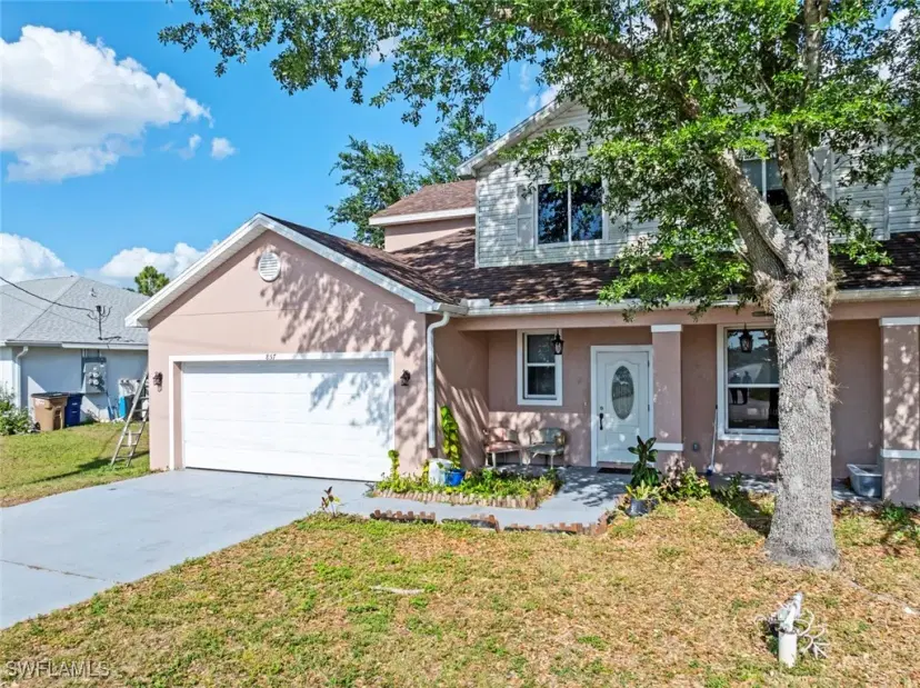 Picture of 857 Bedford Dr, Lehigh Acres FL 33974
