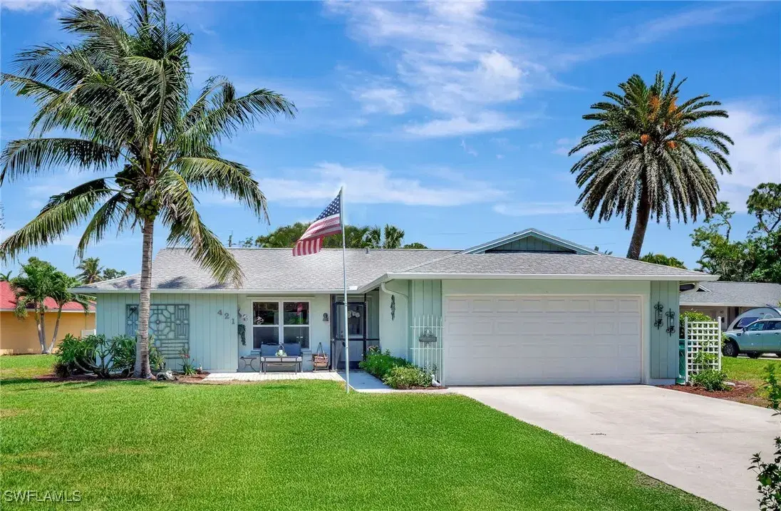 Picture of 421 Marathon Ct, Naples, FL 34112