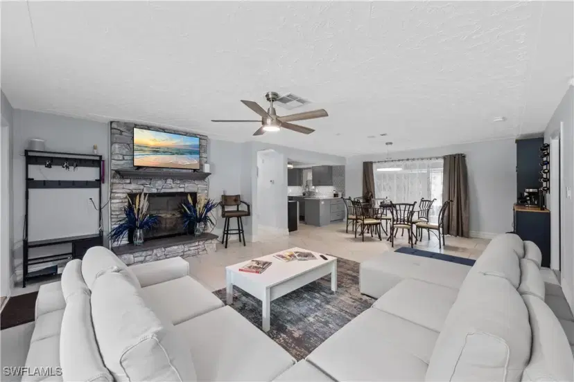 Picture of 3586 Croton Rd, Naples FL 34104