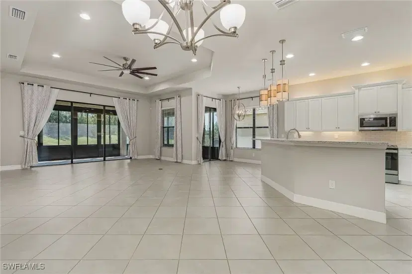 Picture of 10079 Chesapeake Bay Dr, Fort Myers FL 33913
