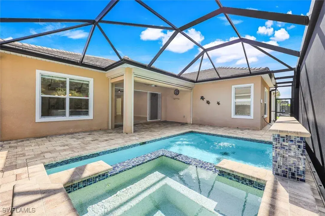 Picture of 3781 Helmsman Dr, Naples, FL 34120