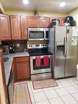 Picture of 6700 Cypress 306, Plantation, FL 33317