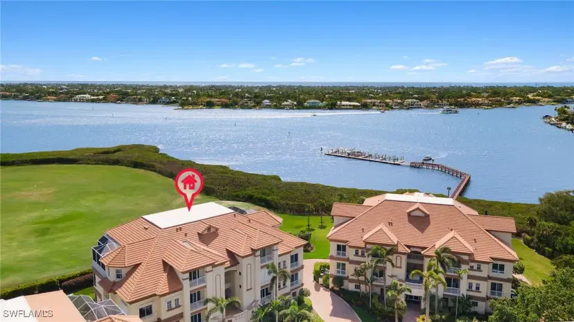 Picture of 1560 Star Point Ln 3-301, Naples FL 34112