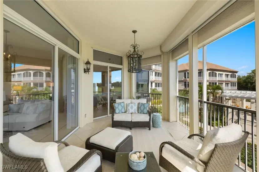Picture of 1560 Star Point Ln 3-301, Naples FL 34112