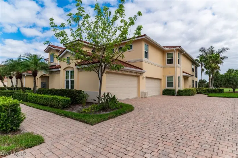 Picture of 1286 Rialto Way 9-202, Naples FL 34114