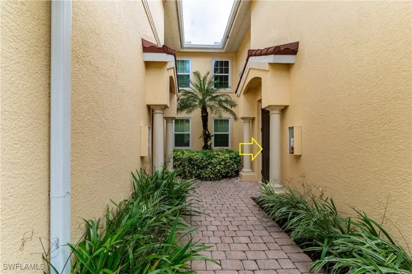 Picture of 1286 Rialto Way 9-202, Naples FL 34114