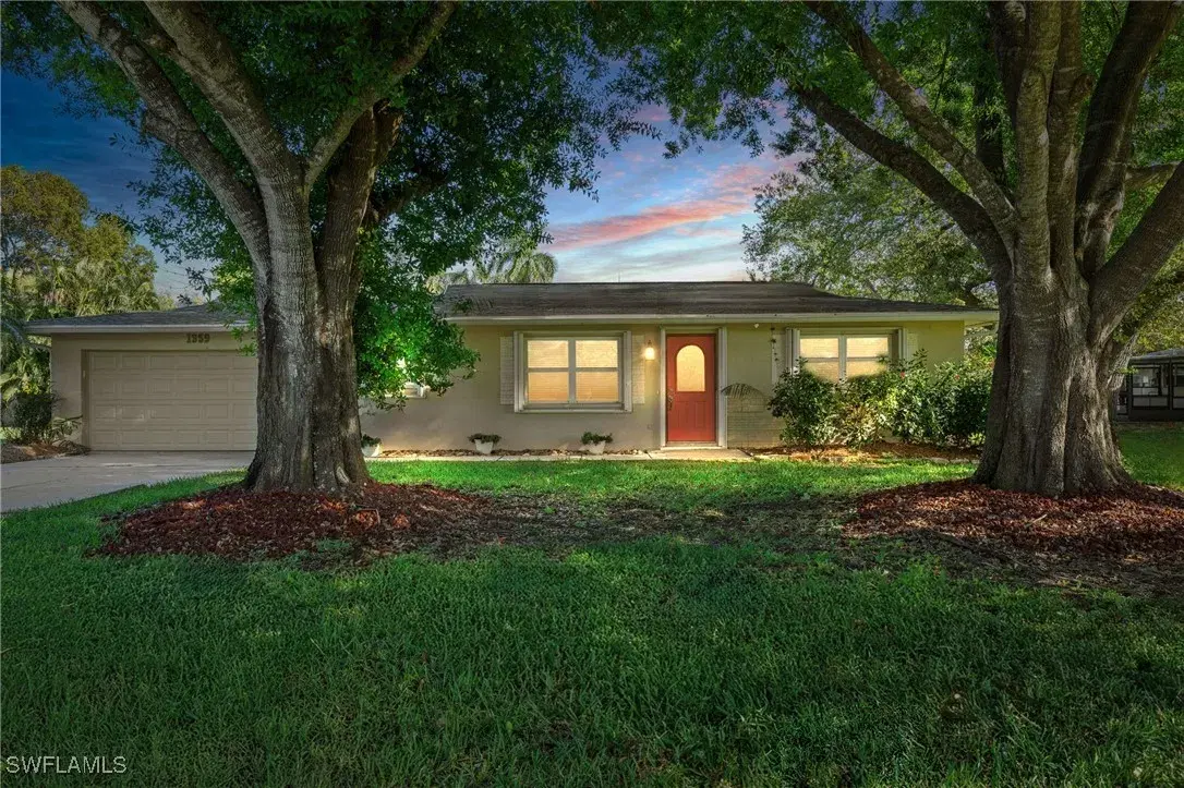 Picture of 1359 Jambalana Ln, Fort Myers, FL 33901