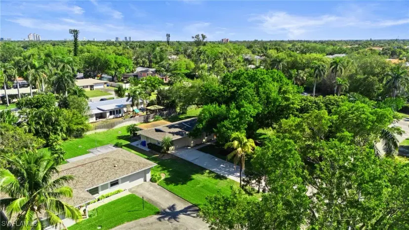 Picture of 1359 Jambalana Ln, Fort Myers FL 33901