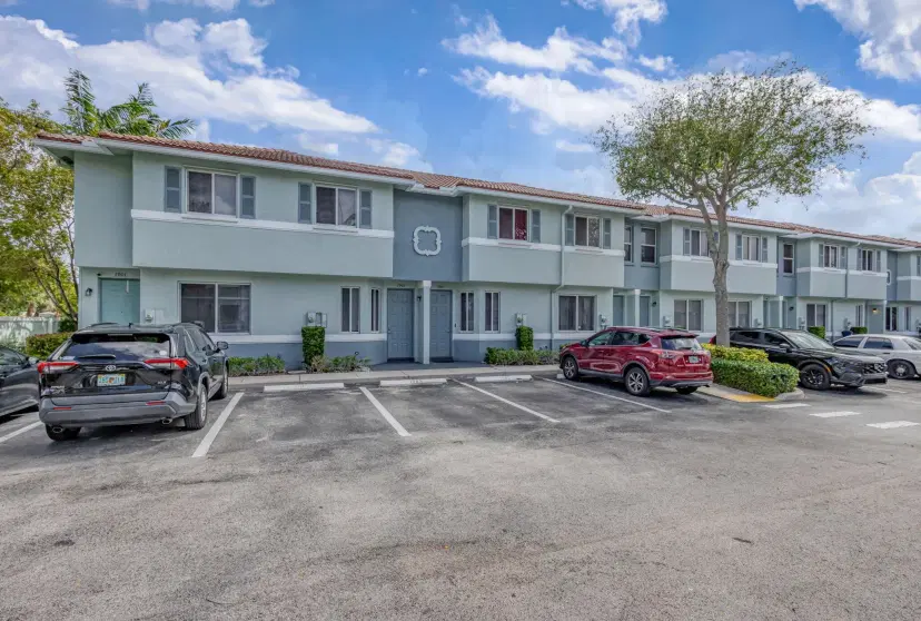 Picture of 1907 Hibiscus Lane, Riviera Beach FL 33404