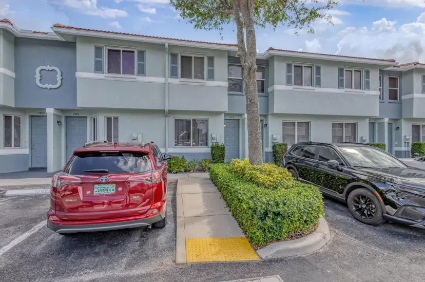 Picture of 1907 Hibiscus Lane, Riviera Beach FL 33404