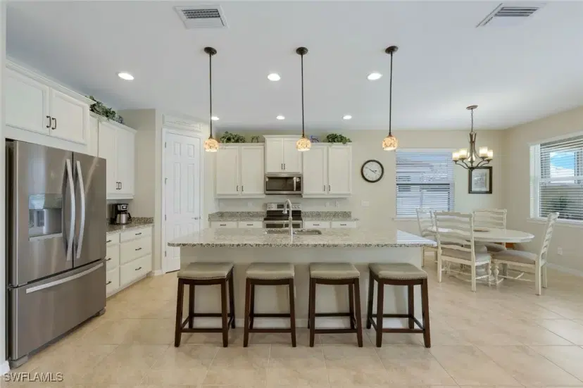 Picture of 2971 Sunset Pointe Cir, Cape Coral FL 33914