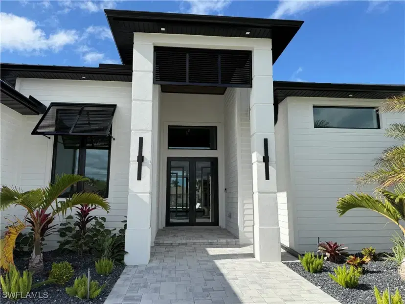 Picture of 4922 SW 8Th Pl, Cape Coral FL 33914