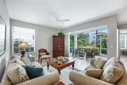 Picture of 1550 Clermont Dr E101, Naples, FL 34109
