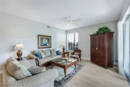 Picture of 1550 Clermont Dr E101, Naples, FL 34109