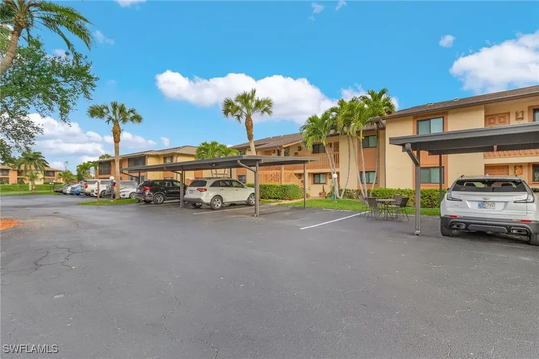 Picture of 17425 Birchwood Ln 5, Fort Myers, FL 33908
