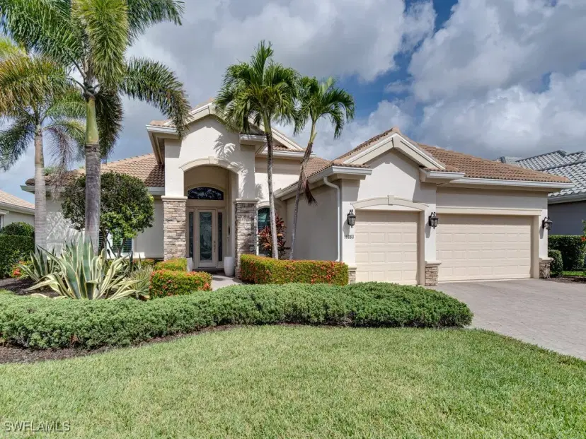 Picture of 16083 Parque Ln, Naples FL 34110