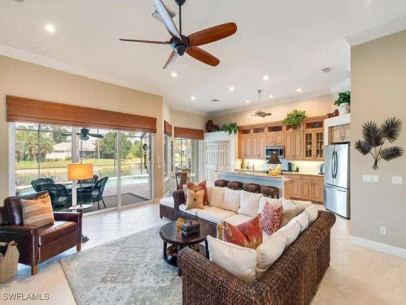 Picture of 16083 Parque Ln, Naples FL 34110