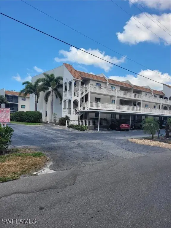 Picture of 9395 Pennsylvania Ave 10, Bonita Springs, FL 34135
