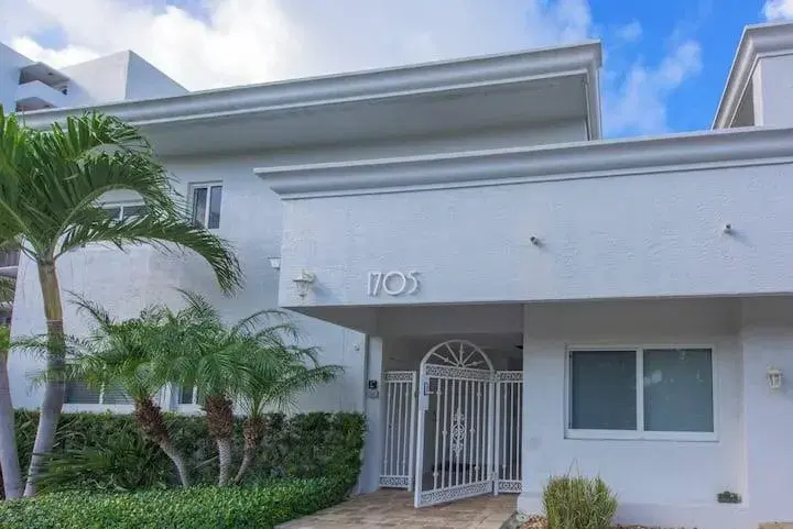 Picture of 1705 N Riverside Dr 7, Pompano Beach FL 33062