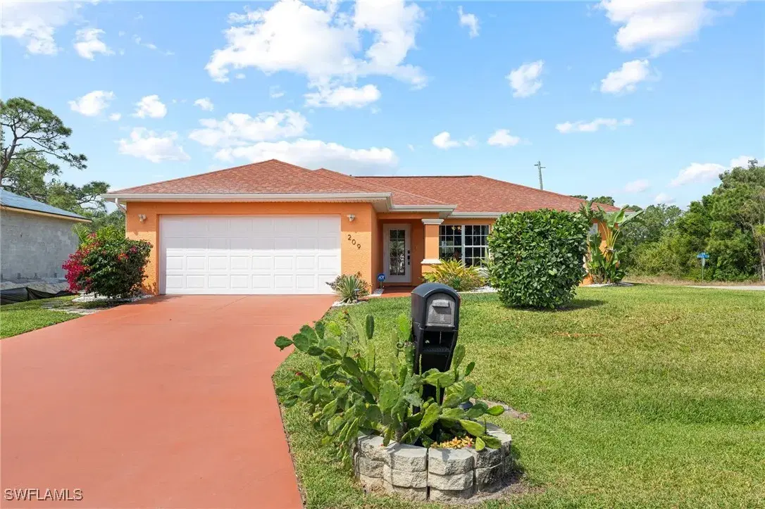 Picture of 209 Gerald Ave N, Lehigh Acres, FL 33971